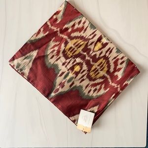 NWT Pottery Barn Inez Ikat Lumbar Pillow Cover
